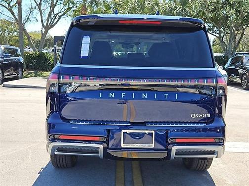 2025 INFINITI QX80 SENSORY AWD