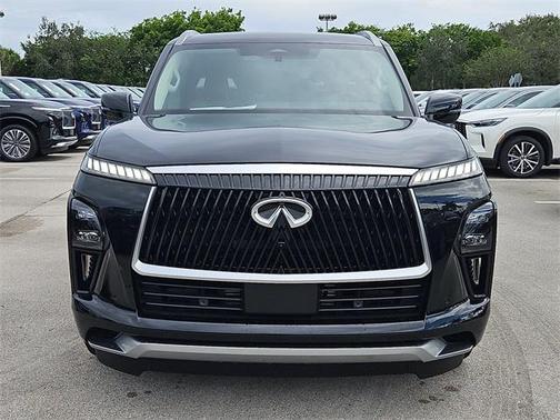 2025 INFINITI QX80 SENSORY AWD