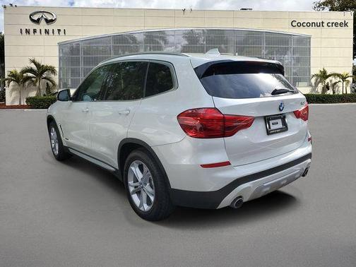 White Metallic 2018 BMW X3 xDrive30i
