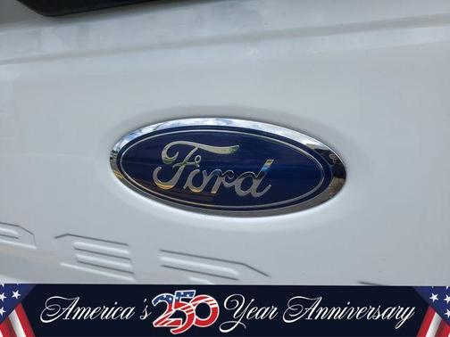 Oxford White 2024 Ford F-250 XL