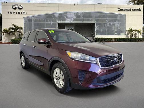 Sangria Red 2019 Kia Sorento LX