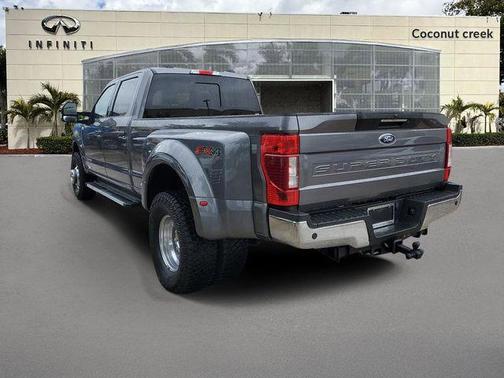 Gray Metallic 2022 Ford F-350 Lariat Super Duty