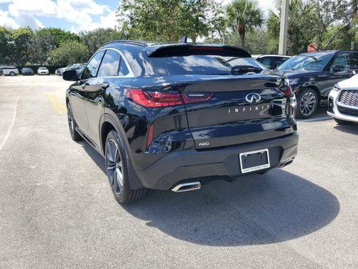 2025 INFINITI QX55 LUXE