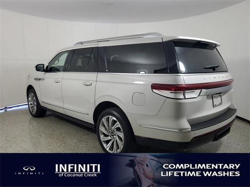 2024 Lincoln Navigator Reserve