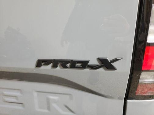 2024 Nissan Frontier PRO-X