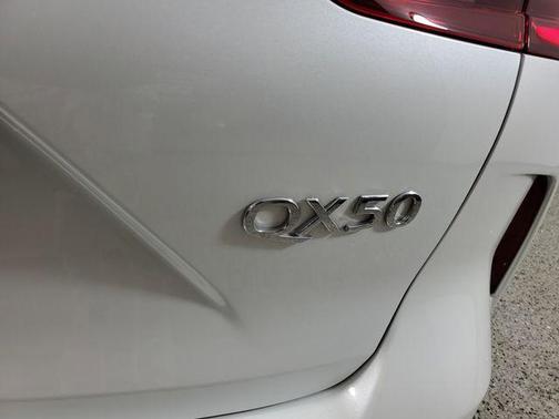 Radiant White 2023 INFINITI QX50 Luxe