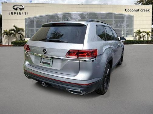 2022 Volkswagen Atlas 3.6L SE w/Technology