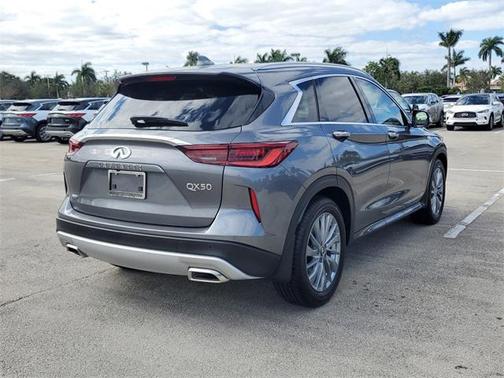 2025 INFINITI QX50 Luxe AWD