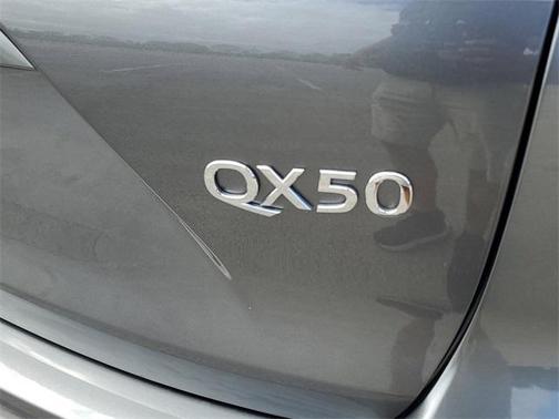 2025 INFINITI QX50 Luxe AWD