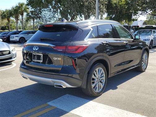 2025 INFINITI QX50 Luxe AWD