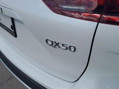 2025 INFINITI QX50 Luxe AWD
