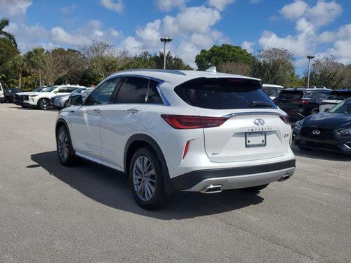 2025 INFINITI QX50 Luxe AWD