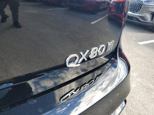 2026 INFINITI QX80 PURE AWD