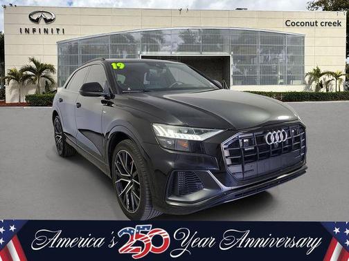 Orca Black Metallic 2019 Audi Q8 3.0T Prestige
