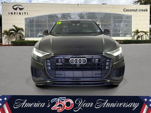 Orca Black Metallic 2019 Audi Q8 3.0T Prestige