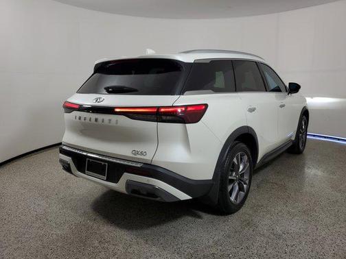 2022 INFINITI QX60 Luxe