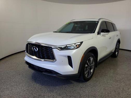 2022 INFINITI QX60 Luxe