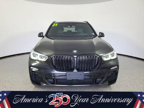 Black Sapphire Metallic 2021 BMW X5 M50i