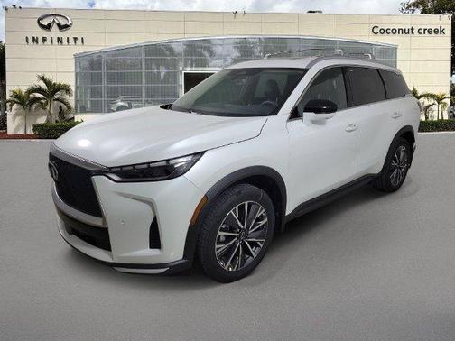 White 2027 INFINITI QX60 Luxe