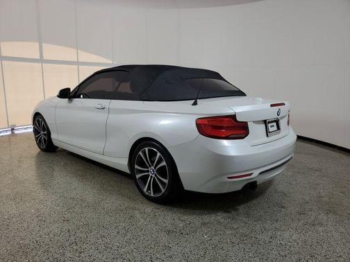 White Metallic 2018 BMW 230 i