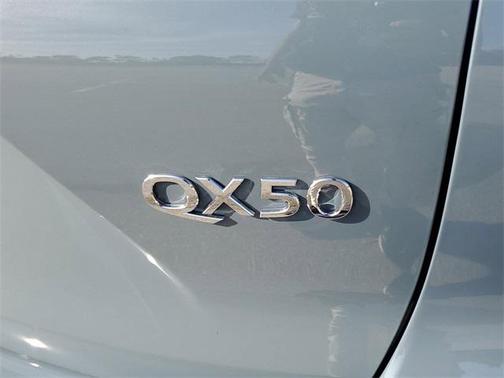 2025 INFINITI QX50 Luxe AWD