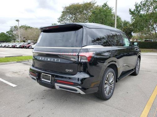 Black Obsidian 2026 INFINITI QX80 Luxe