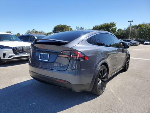 2020 Tesla Model X Long Range