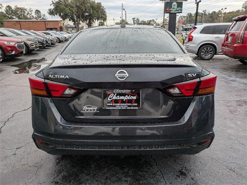 2022 Nissan Altima 2.5 SV