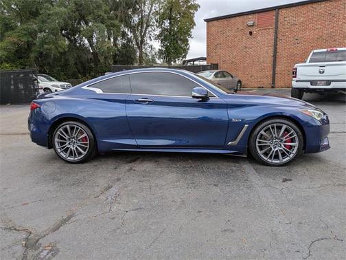 2017 INFINITI Q60 3.0t Red Sport 400