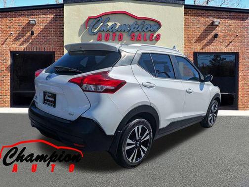 2019 Nissan Kicks SV