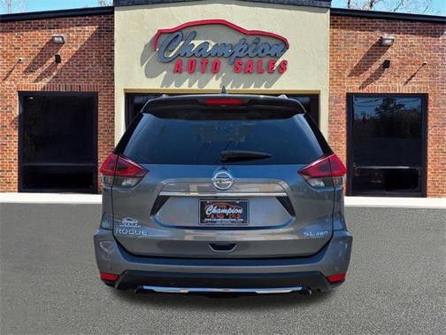 2020 Nissan Rogue SL