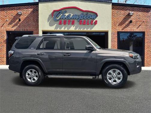 2017 Toyota 4Runner SR5