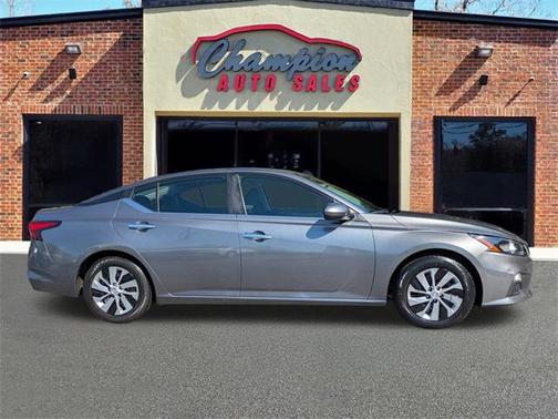 2022 Nissan Altima 2.5 S