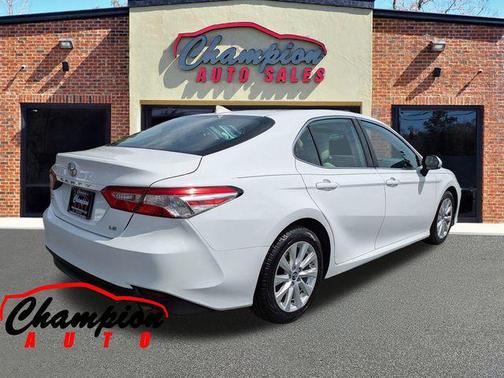 2019 Toyota Camry XSE