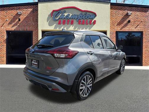 2021 Nissan Kicks SV