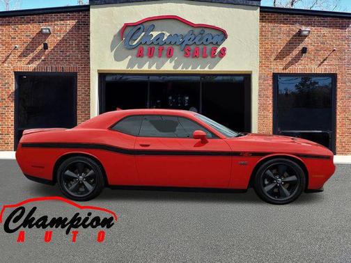 Go Mango! 2016 Dodge Challenger R/T