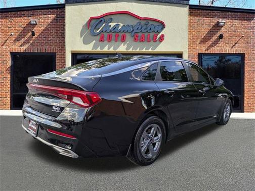 2022 Kia K5 LXS