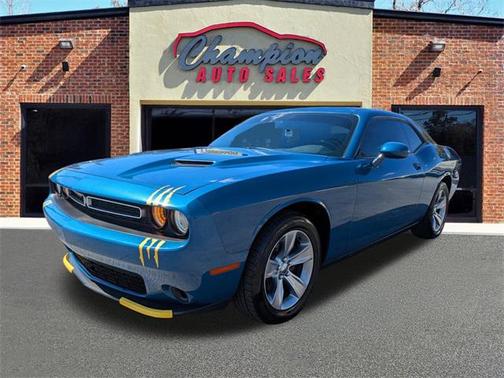 2020 Dodge Challenger SXT