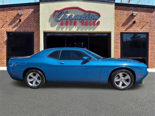 2020 Dodge Challenger SXT