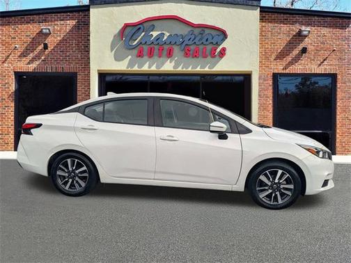 2021 Nissan Versa 1.6 SV