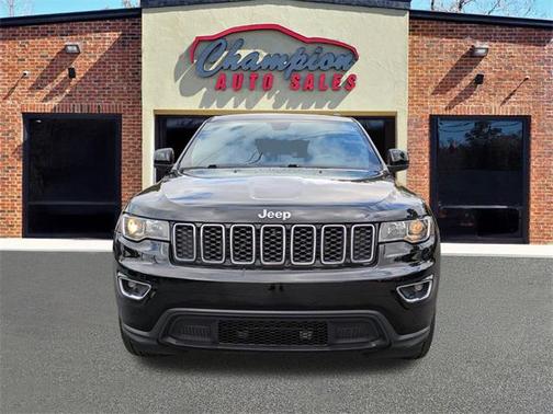 2018 Jeep Grand Cherokee Laredo E