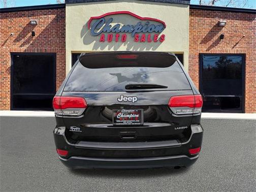 2018 Jeep Grand Cherokee Laredo E