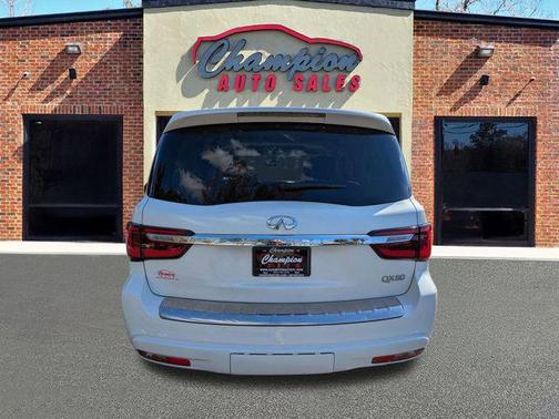 2018 INFINITI QX80 Base