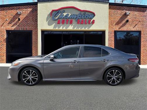 2018 Toyota Camry XLE