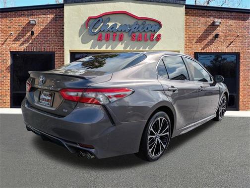 2018 Toyota Camry XLE
