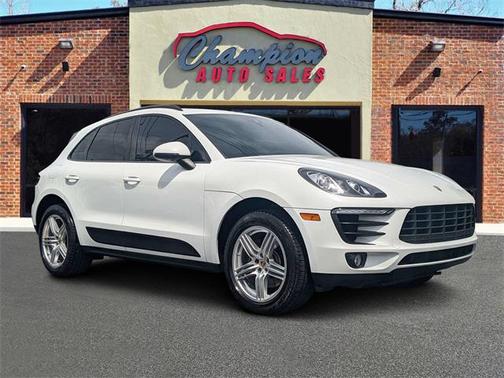 2018 Porsche Macan Base