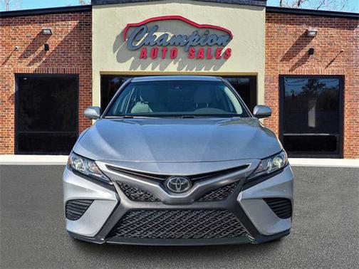 2019 Toyota Camry XLE