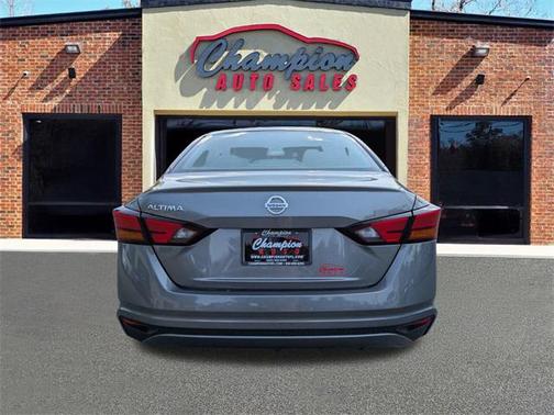 2022 Nissan Altima 2.5 S