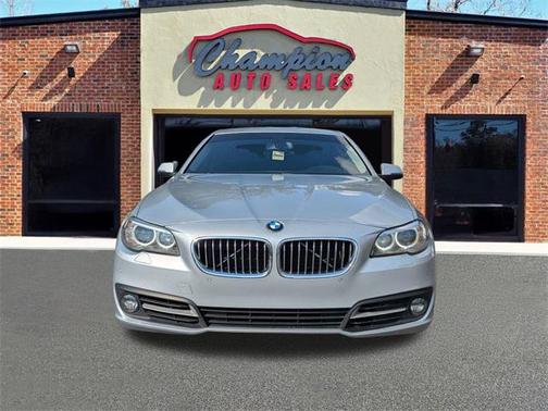 2016 BMW 528 i