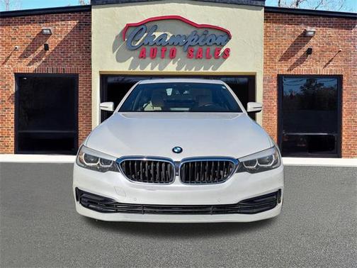 2020 BMW 530 i